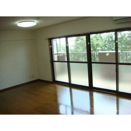 スカイコートあけぼのの物件内観写真